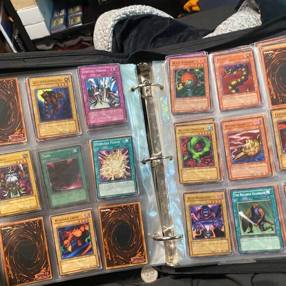 Lot of Vintage 1996 YuGiOh Trading Cards YUGIOH Binder 300+ Cards - Picture 13 of 16